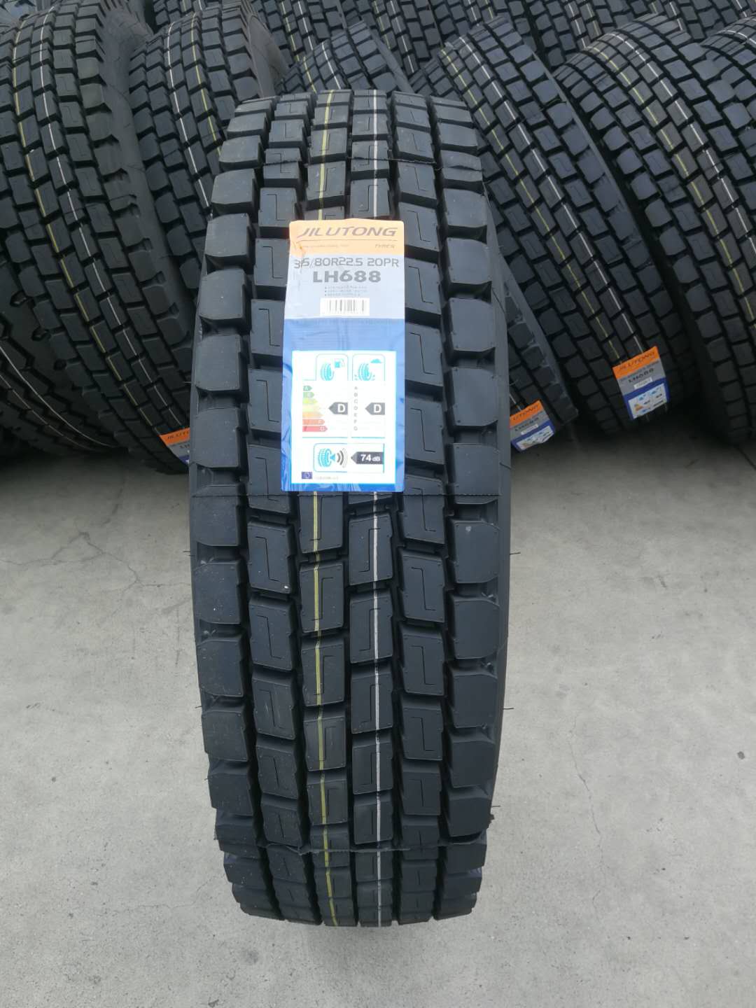Шины 315/80R22.5 20PR ТL LH688 JILUTONG	