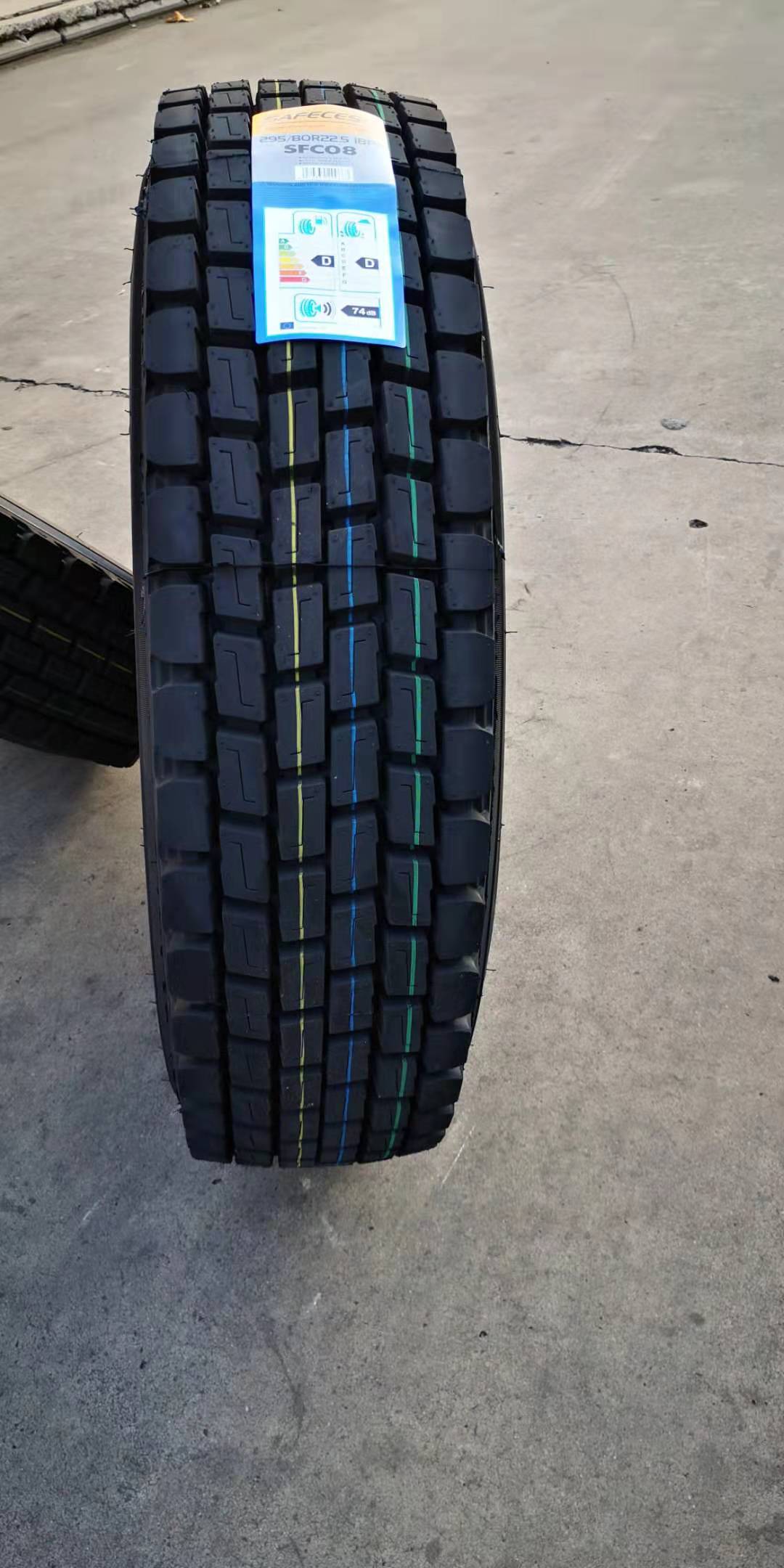 Шины 295/80R22.5 18PR SFC08 SAFECESS	